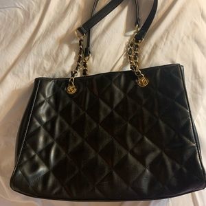 Kelly and Katie Quilted Shoulder Bag